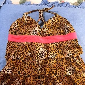 Leopard print halter bathing suit top sz Xl